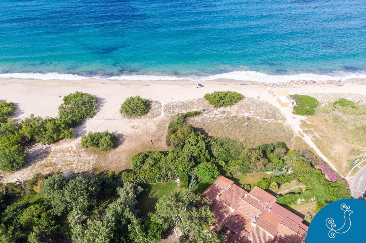 Villa Turchese - Exclusive Dimora On The Beach Джеремеас Экстерьер фото